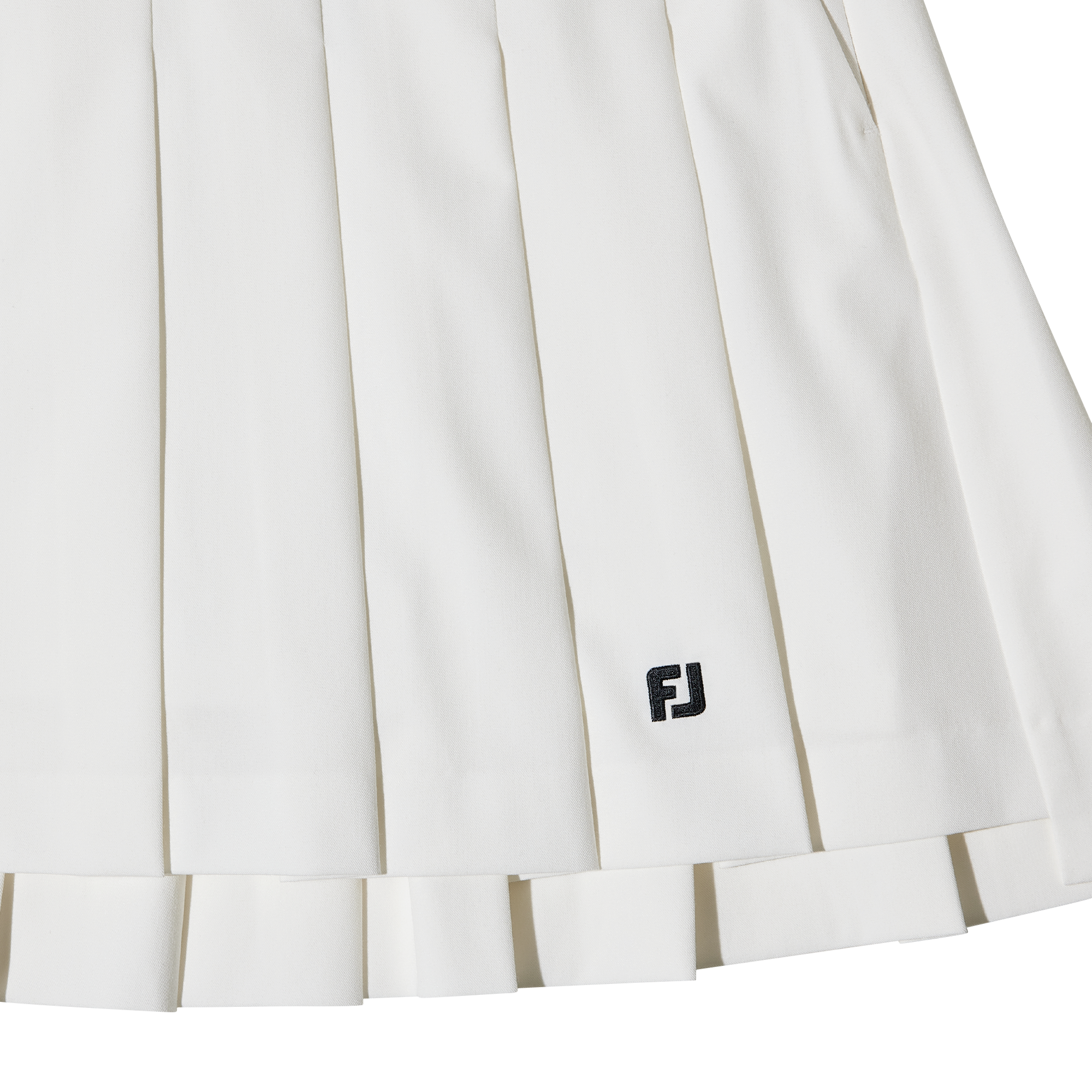 Essential Pleats TR Skort Women